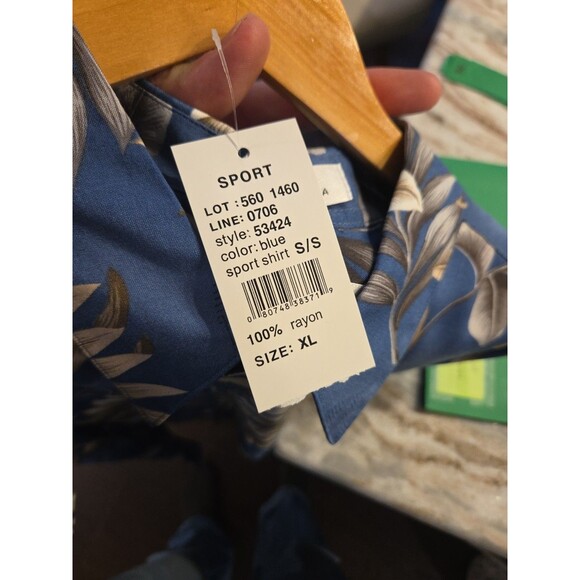#76 Pierre Cardin Tropical  Hawaiian Button Shirt Size XL NEW WITH TAGS ! blue - Picture 6 of 6